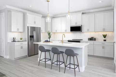 Kitchen - 18150 Wellspring Ct, Venice, FL 34293 photo 5 of 5