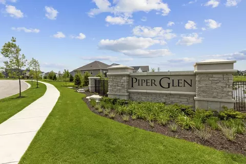 View/Area - 751 Alberta Ave, Oswego, IL 60543 photo 3 of 4