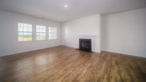 Living - 1076 Secrest Commons Dr, Monroe, NC 28112 photo 4 of 9