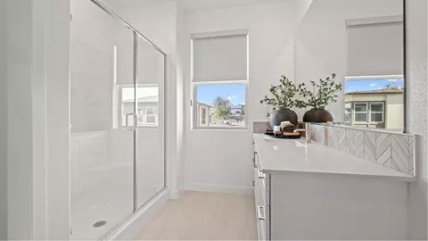 Bath - 375 Summer Breeze Way, Oceanside, CA 92057 photo 1 of 3