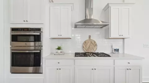 Kitchen - 146 Beamon Loop, Summerville, SC 29486 photo 3 of 7