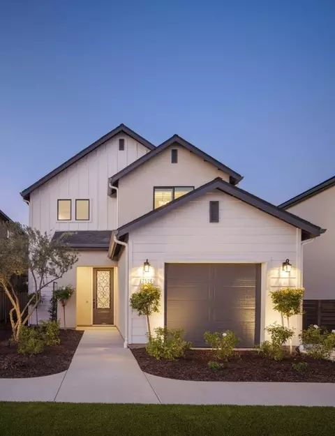 Exterior - 2512 Weston Ave, Sanger, CA 93657 photo 6 of 16