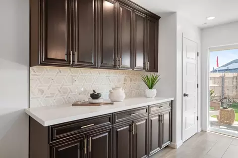 Other - 537 N Tracy St, Visalia, CA 93292 photo 2 of 14