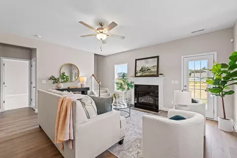 Living - Montevallo Lane, Ayden, NC 28513 photo 15 of 19