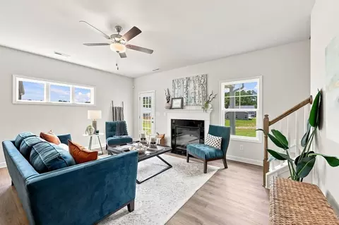Living - Montevallo Lane, Ayden, NC 28513 photo 11 of 19