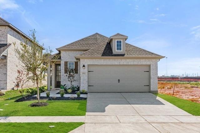 310 Hope Orchards Dr, Lavon, TX 75166