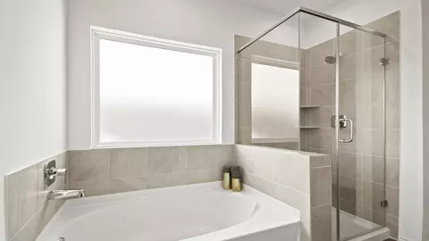 Bath - 205 Blanco Ln, Dayton, TX 77535 photo 5 of 5