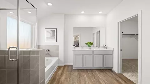 Bath - 205 Blanco Ln, Dayton, TX 77535 photo 2 of 5