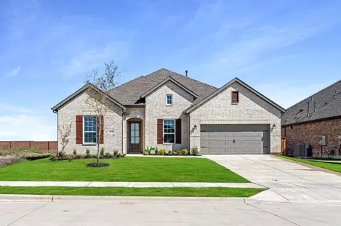 711 Oak St, Lavon, TX 75166