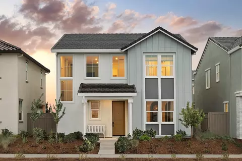 Exterior - 3329 Ives Ln, Tracy, CA 95377 photo 2 of 9