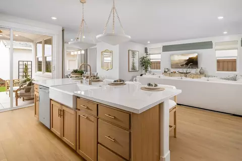 Kitchen - 3329 Ives Ln, Tracy, CA 95377 photo 3 of 4