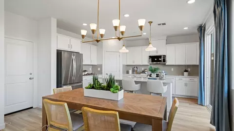 Dining - 2600 Briones Dr, Fairfield, CA 94533 photo 1 of 3
