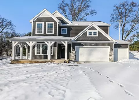 5820 Boxthorn Trl, Kalamazoo, MI 49009