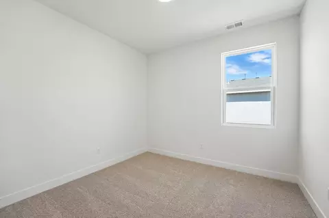 Bedroom - 20632 Barker St, Spring Hill, KS 66083 photo 5 of 6