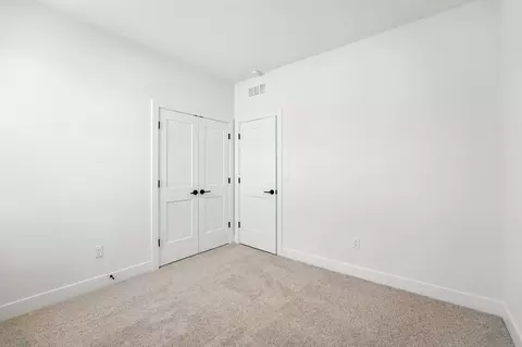 Bedroom - 20632 Barker St, Spring Hill, KS 66083 photo 2 of 6