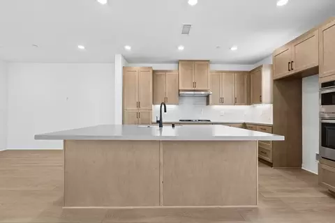 Kitchen - 26995 Echo Mountain Way, Valencia, CA 91355 photo 1 of 5