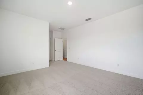 Bedroom - 17017 Wading River Ave, Parrish, FL 34219 photo 13 of 14