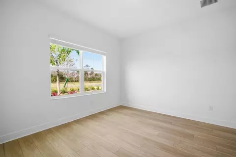 Bedroom - 17017 Wading River Ave, Parrish, FL 34219 photo 2 of 14