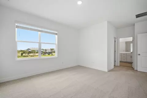 Bedroom - 17017 Wading River Ave, Parrish, FL 34219 photo 12 of 14