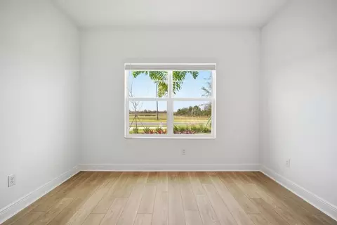 Bedroom - 17017 Wading River Ave, Parrish, FL 34219 photo 1 of 7