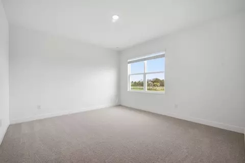 Bedroom - 17017 Wading River Ave, Parrish, FL 34219 photo 10 of 14