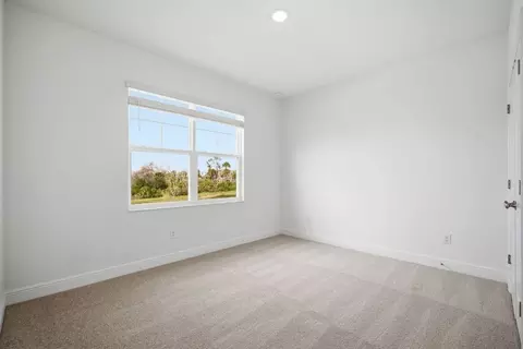 Bedroom - 17017 Wading River Ave, Parrish, FL 34219 photo 7 of 14