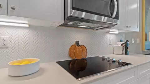Kitchen - 145 Haverling Pass, Hampton, GA 30228 photo 6 of 7