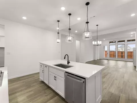 Kitchen - 2109 Tupelo Trl, Argyle, TX 76226 photo 4 of 5
