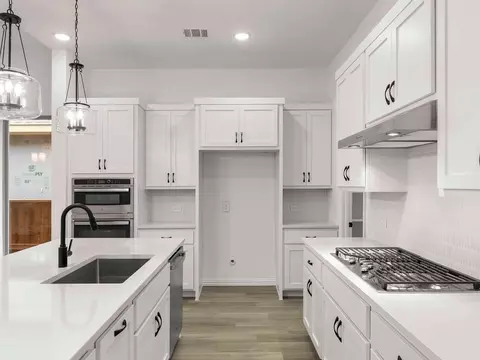 Kitchen - 2109 Tupelo Trl, Argyle, TX 76226 photo 3 of 5