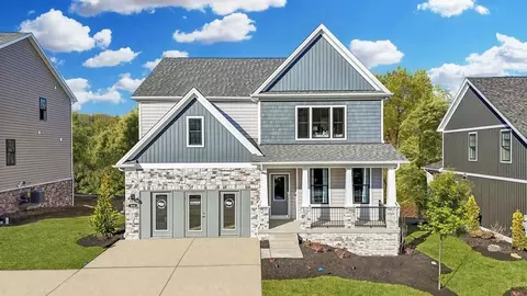 417 Lexington Cir, Bridgeport, WV 26330