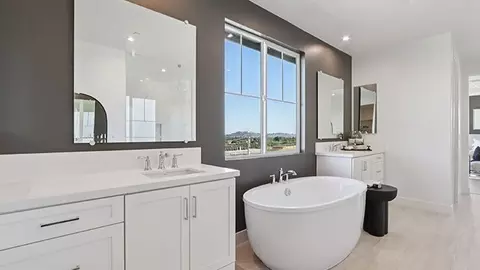 Bath - 9624 Taft St, Riverside, CA 92508 photo 7 of 13