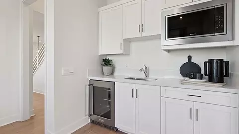 Kitchen - 9624 Taft St, Riverside, CA 92508 photo 4 of 10