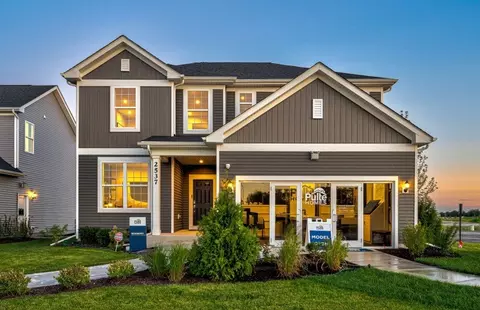 3132 Peyton Cir, Aurora, IL 60503