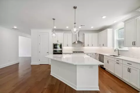 Kitchen - 1005 Pine Bark Ln, Canton, GA 30114 photo 2 of 6