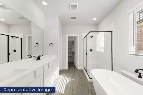 Bath - 1612 Casting Rdg, Mesquite, TX 75181 photo 1 of 4