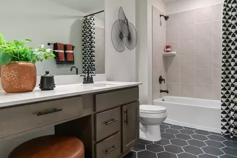 Bath - 10180 Maple Cove Ln, Willis, TX 77378 photo 1 of 1