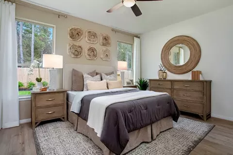 Bedroom - 10180 Maple Cove Ln, Willis, TX 77378 photo 2 of 4