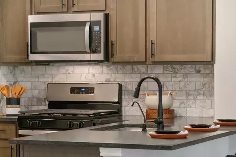 Kitchen - 10180 Maple Cove Ln, Willis, TX 77378 photo 5 of 6