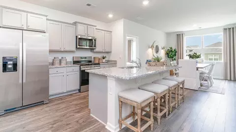 Kitchen - 83 Pine St, Byhalia, MS 38611 photo 1 of 7