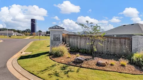 View/Area - 83 Pine St, Byhalia, MS 38611 photo 4 of 6