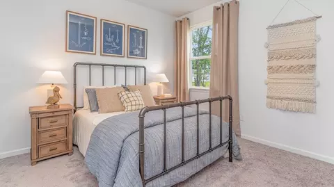Bedroom - 83 Pine St, Byhalia, MS 38611 photo 5 of 12