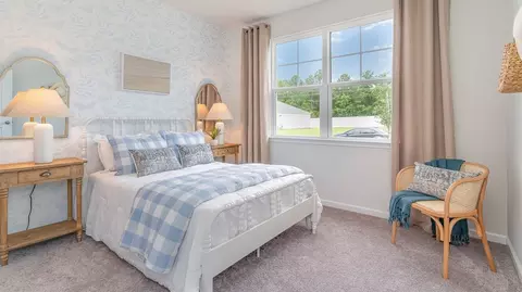 Bedroom - 83 Pine St, Byhalia, MS 38611 photo 3 of 12