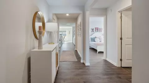 Entry Way - 83 Pine St, Byhalia, MS 38611 photo 3 of 3