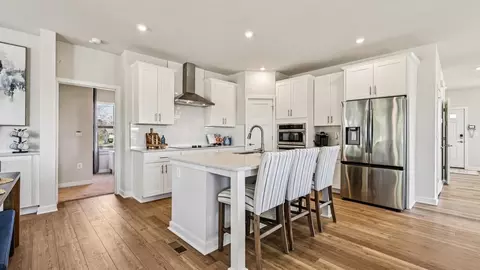 154 Williamson Rd, Winchester, VA 22602 photo 7