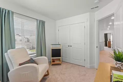 Entry Way - 1068 E Malibu Ln, Washington, UT 84780 photo 4 of 4