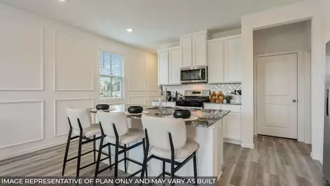 Kitchen - 333 Old Stagecoach Rd, Jarrell, TX 76537 photo 2 of 7