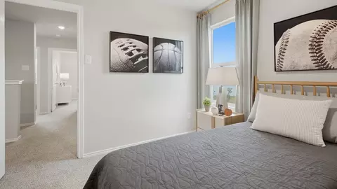 Bedroom - 333 Old Stagecoach Rd, Jarrell, TX 76537 photo 7 of 9