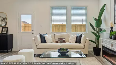 Living - 333 Old Stagecoach Rd, Jarrell, TX 76537 photo 3 of 4