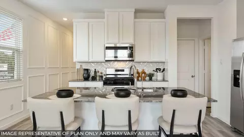 Kitchen - 333 Old Stagecoach Rd, Jarrell, TX 76537 photo 3 of 7