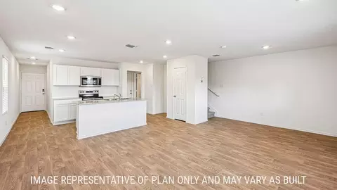 Kitchen - 333 Old Stagecoach Rd, Jarrell, TX 76537 photo 3 of 6